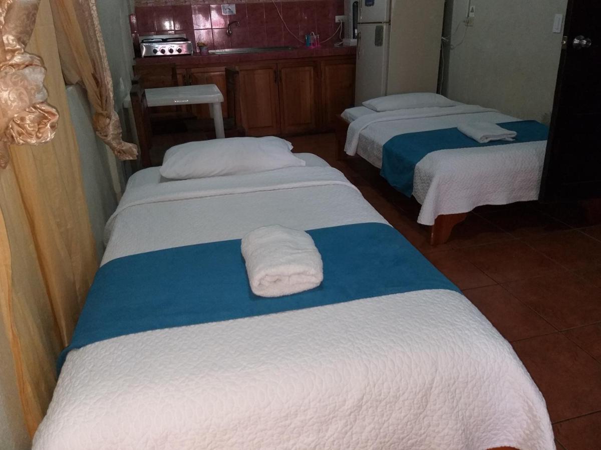 Hostal Miconia بويرتو أيورا المظهر الخارجي الصورة