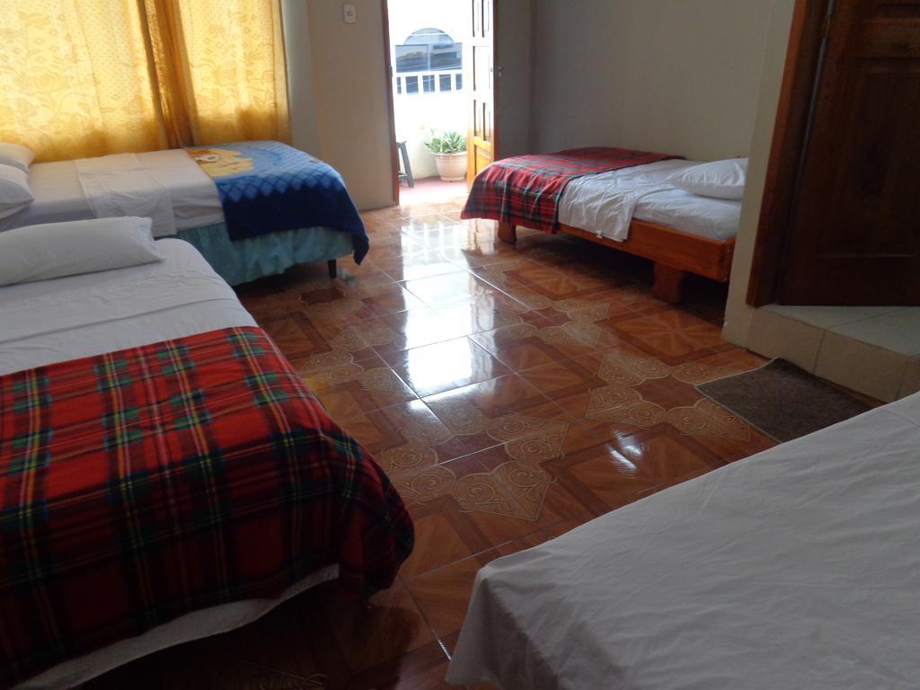 Hostal Miconia بويرتو أيورا الغرفة الصورة