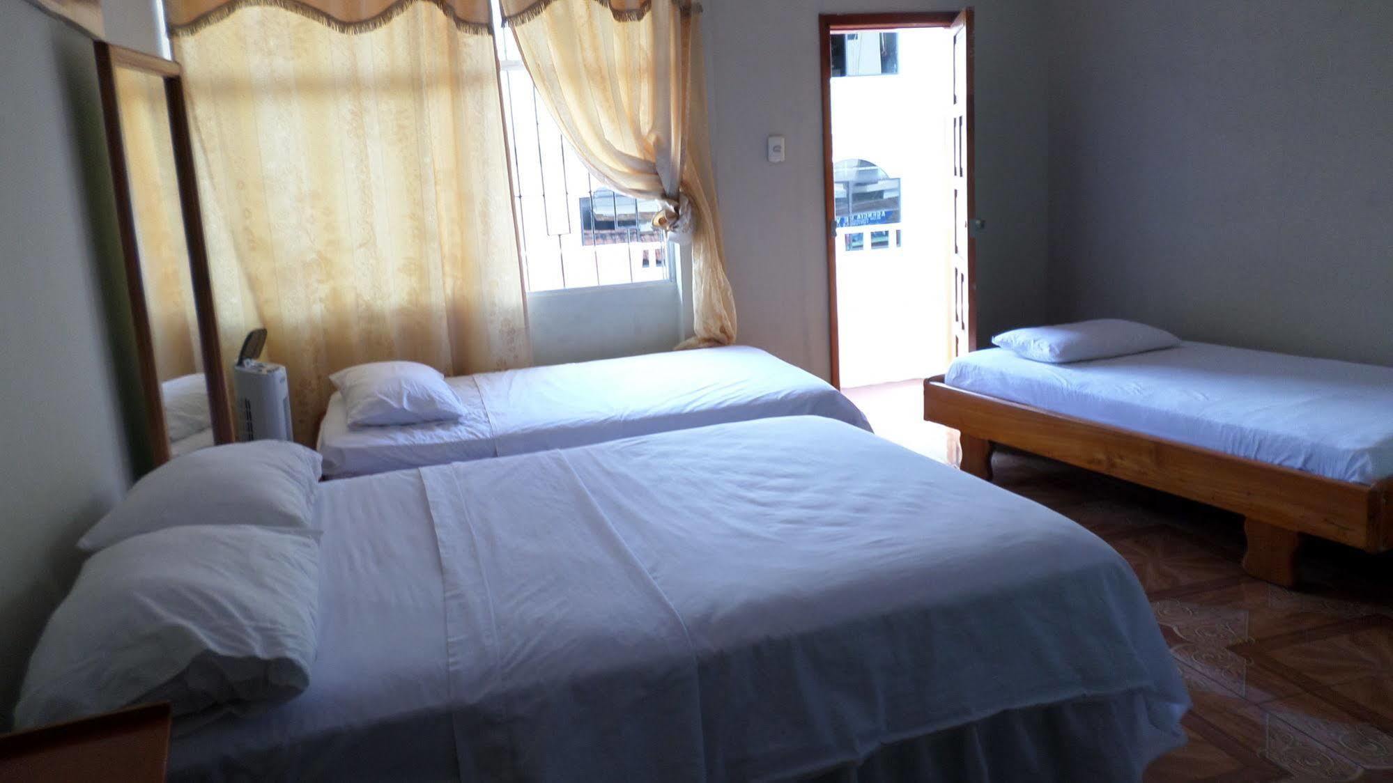 Hostal Miconia بويرتو أيورا المظهر الخارجي الصورة